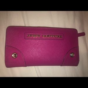 Juicy Couture pink wallet
